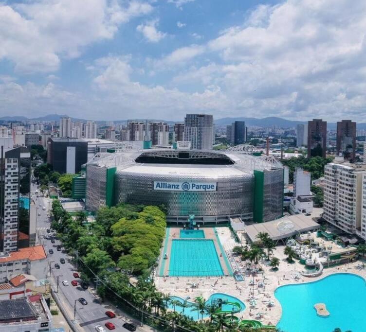 Moderno Prox Allianz Apartamento *